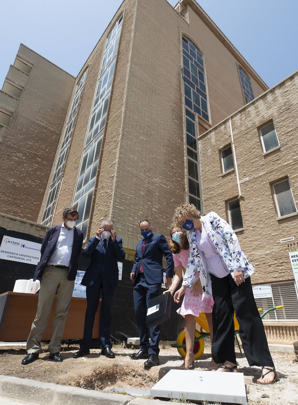 Fotos Colocación de la primera piedra de la nueva residencia de la